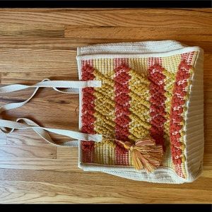 Universal thread tote